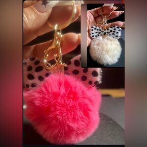 Pink π©·Or Creamπ€Furry Pom Pom Keychain w/Polka Dot and Rhinestone Bow Bag Charm